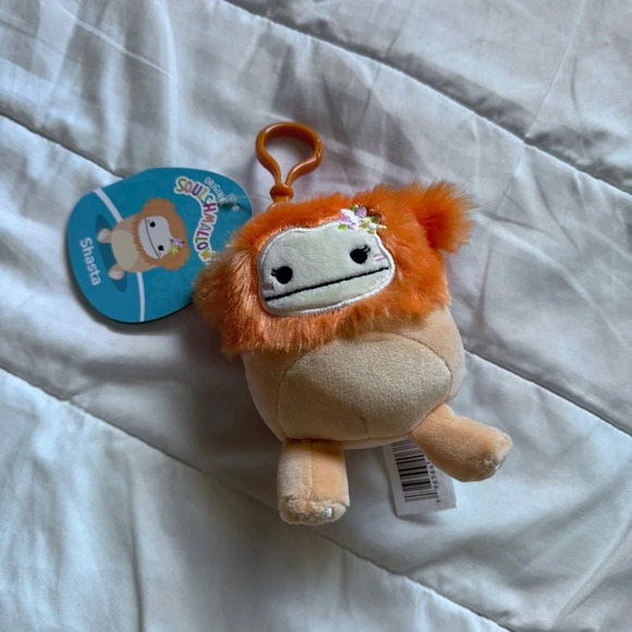 Squishmallows Other - 🆕🧡 Squishmallows Shasta the Orange Flower Bigfoot Clip 3.5”